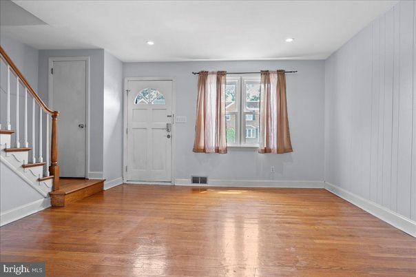 DE Listing image placeholder