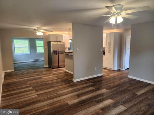 Empty room, Interior, Kitchen, Pendant Lights, Wood Texture Flooring