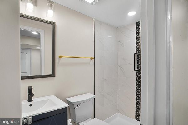 Bathroom, Interior, Marble Walls, Recessed Lighting