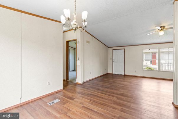 Chandelier, Empty room, Interior, Wood Texture Flooring