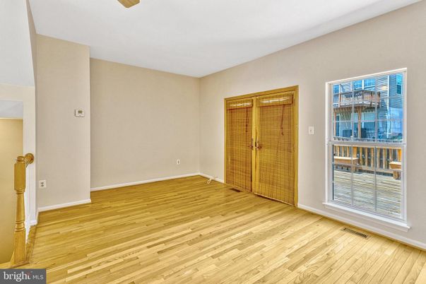 DE Listing image placeholder