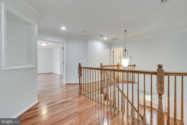 Interior, Pendant Lights, Recessed Lighting, Wood Texture Flooring