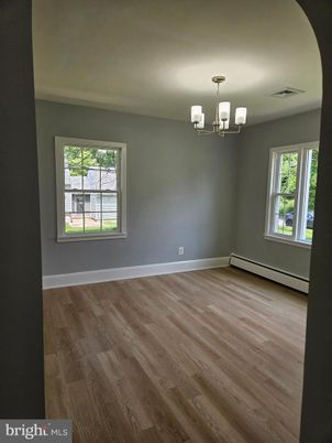 Chandelier, Empty room, Interior, Wood Texture Flooring