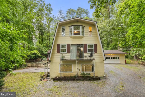 Backyard, Detached Garage, Exterior, Facade, A Frame