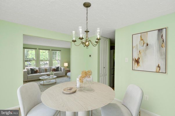 Chandelier, Dining room, Interior, Living room