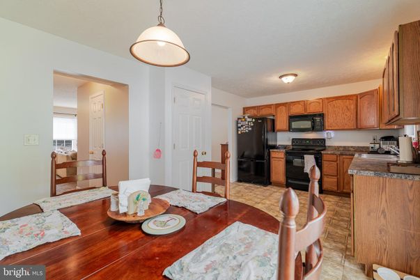 Dining room, Interior, Kitchen, Pendant Lights