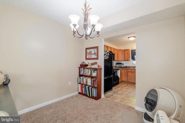 Chandelier, Interior, Kitchen