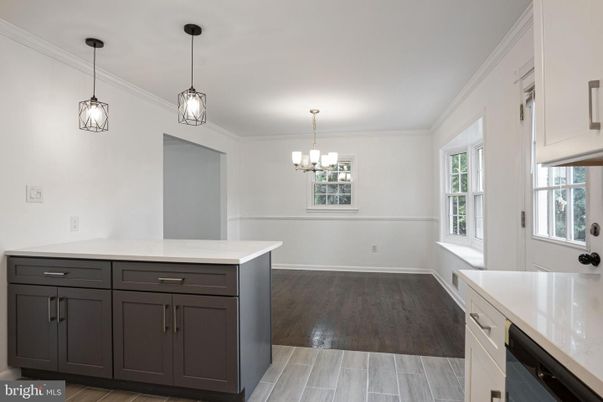 Chandelier, Interior, Kitchen, Pendant Lights, Wood Texture Flooring