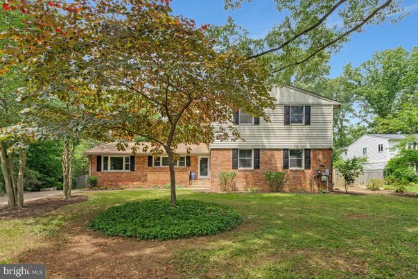 Backyard, Exterior, Facade, Brick Facade, Split Level