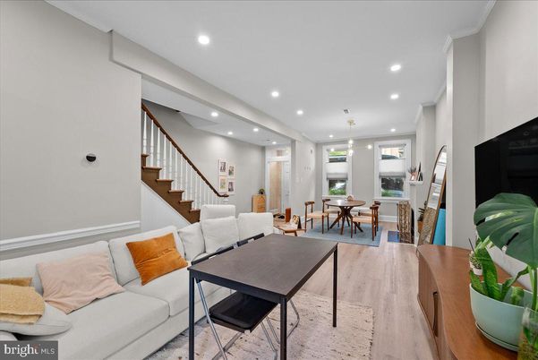 Dining room, Interior, Living room, Pendant Lights, Recessed Lighting, Wood Texture Flooring