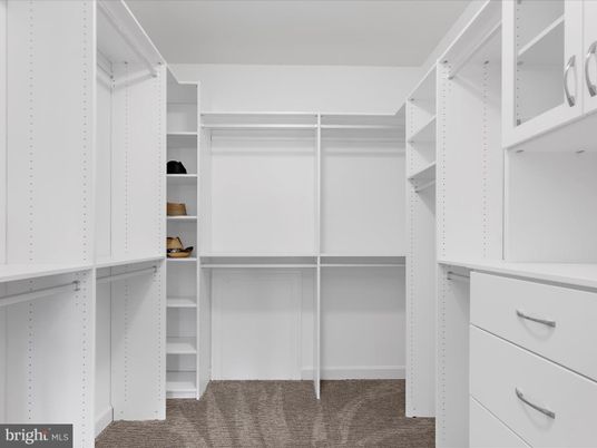 Interior, Walk-in Closets