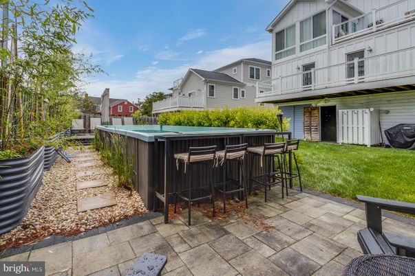 Backyard, Exterior, Hot Tub