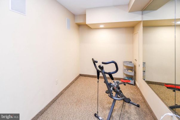 Fitness Equipment, Interior, Recessed Lighting