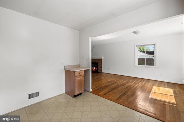 Empty room, Fireplace, Interior, Wood Texture Flooring