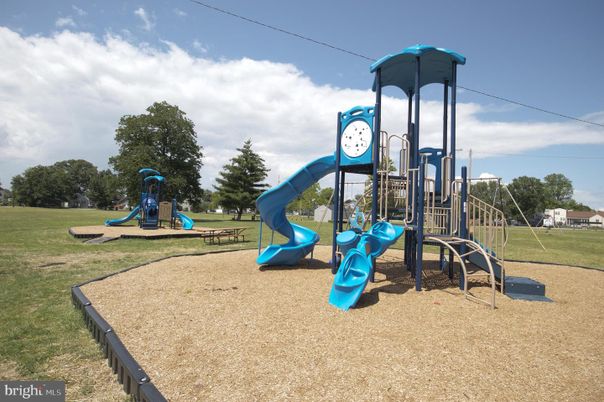 Backyard, Exterior, Playground