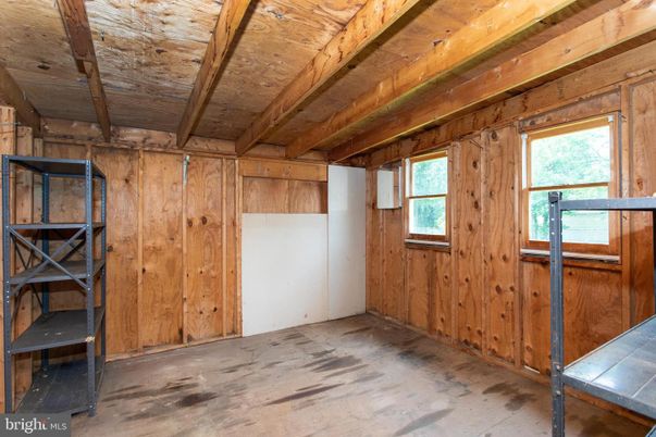 Empty room, Interior, Wooden Beams, Wooden Ceilings, Wooden Walls