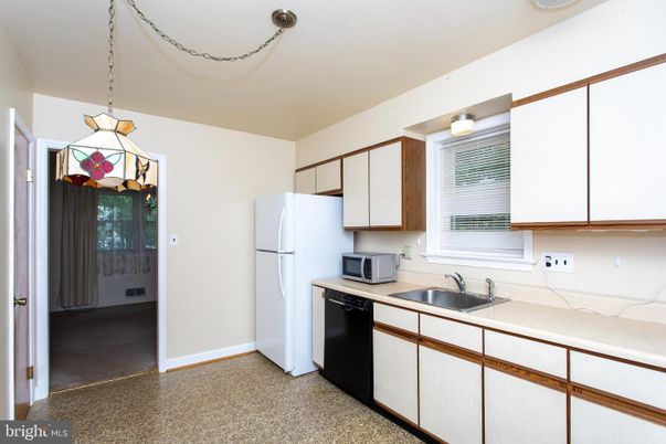 Interior, Kitchen, Pendant Lights