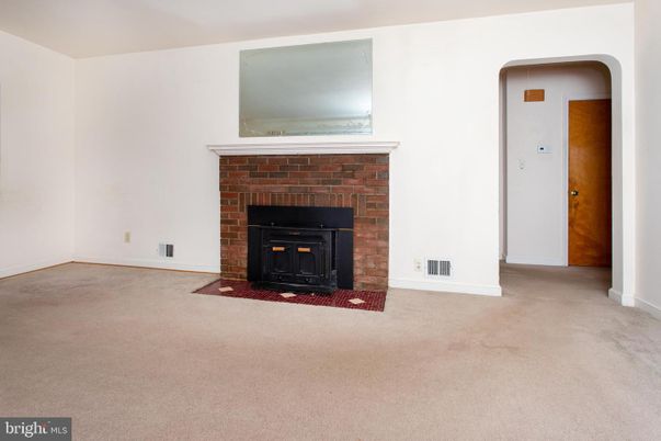 Empty room, Fireplace, Interior