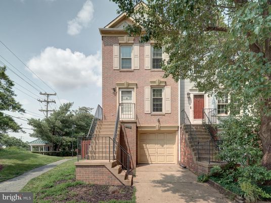 Attached, Exterior, Facade, Brick Facade, Rowhouse