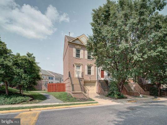 Backyard, Exterior, Facade, Brick Facade, Queen Anne Victorian