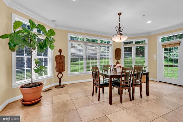 Dining room, Interior, Pendant Lights, Recessed Lighting