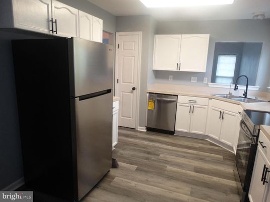 Interior, Kitchen, Stainless Steel Appliances, Wood Texture Flooring