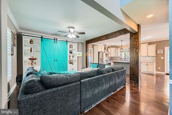 Interior, Kitchen, Living room, Pendant Lights, Recessed Lighting, Wood Texture Flooring