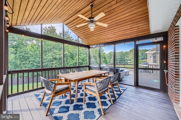 Interior, Stone Walls, Sun Room, Wooden Ceilings, Wood Texture Flooring