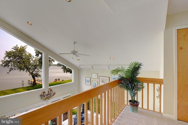 Interior, Recessed Lighting, Water