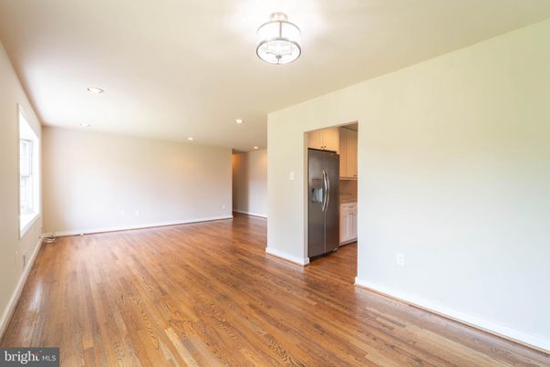 Empty room, Interior, Kitchen, Recessed Lighting, Wood Texture Flooring