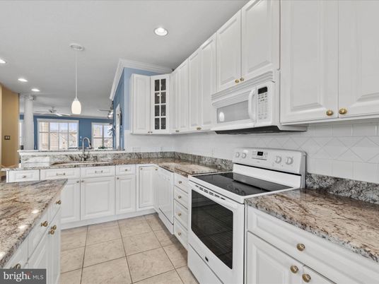 Interior, Kitchen, Pendant Lights, Recessed Lighting