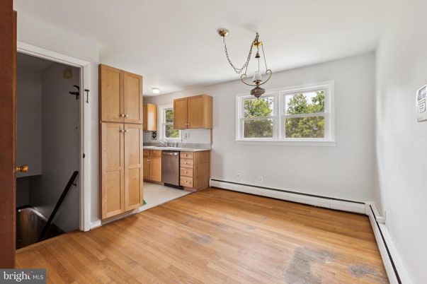 Interior, Kitchen, Pendant Lights, Wood Texture Flooring