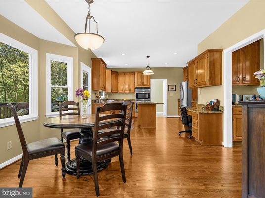 Dining room, Interior, Kitchen, Pendant Lights, Recessed Lighting, Wood Texture Flooring