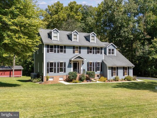 Backyard, Exterior, Facade, Georgian