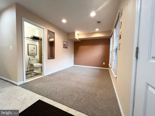 Bathroom, Empty room, Interior, Recessed Lighting