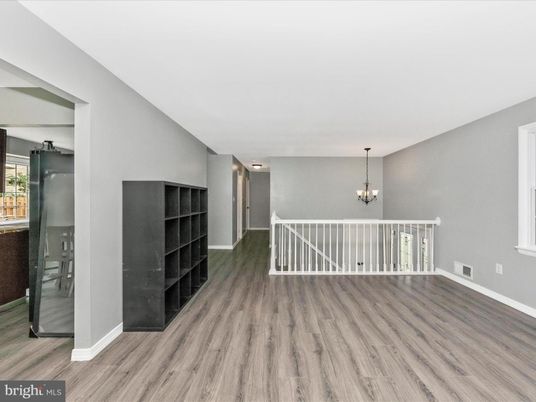 Chandelier, Interior, Wood Texture Flooring
