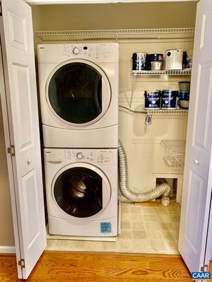 Interior, Utility Closets, Washer, Wood Texture Flooring