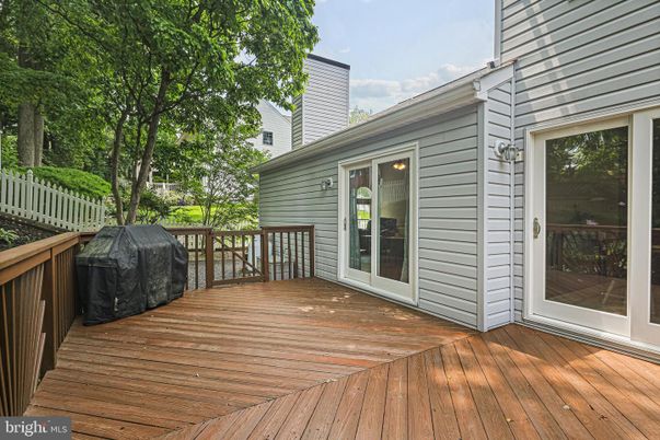 Exterior, Wood Texture Flooring