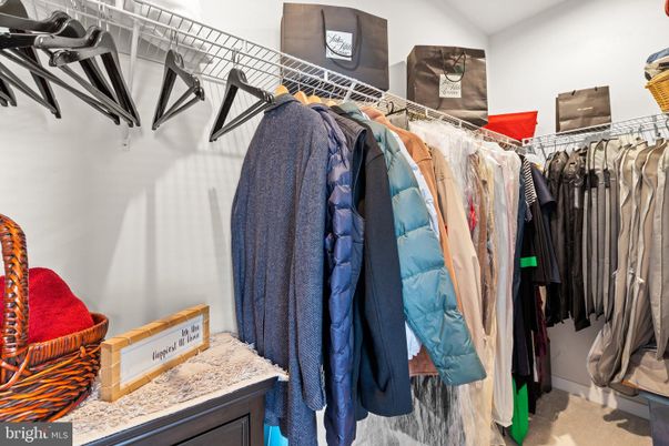 Interior, Walk-in Closets