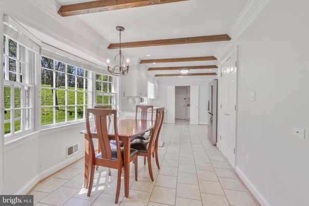 Chandelier, Dining room, Interior, Recessed Lighting, Wooden Beams