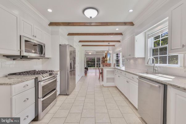 Chandelier, Interior, Kitchen, Recessed Lighting, Stainless Steel Appliances, Wooden Beams