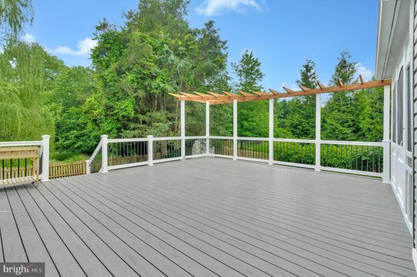 Exterior, Wood Texture Flooring