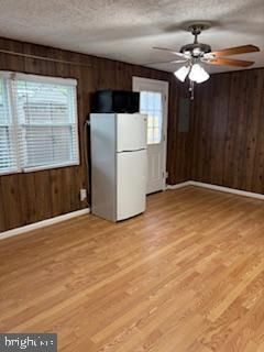 Empty room, Interior, Wood Texture Flooring, Wooden Walls