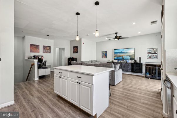 Interior, Living room, Pendant Lights, Recessed Lighting, Wood Texture Flooring