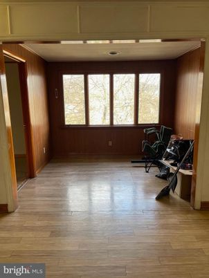 Empty room, Interior, Wood Texture Flooring, Wooden Walls