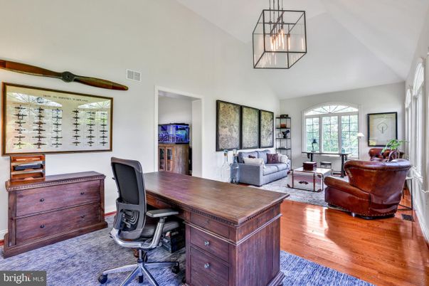 Home Office, Interior, Living room, Pendant Lights, Wood Texture Flooring