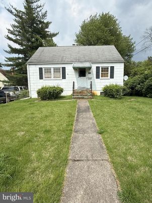 Exterior, Facade, Cape Cod