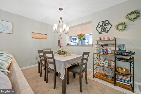 Chandelier, Dining room, Interior