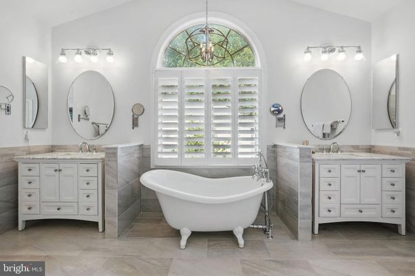 Bathroom, Dual Sink Vanities, Free Standing Baths, Interior, Pendant Lights
