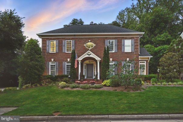 Exterior, Facade, Brick Facade, Georgian